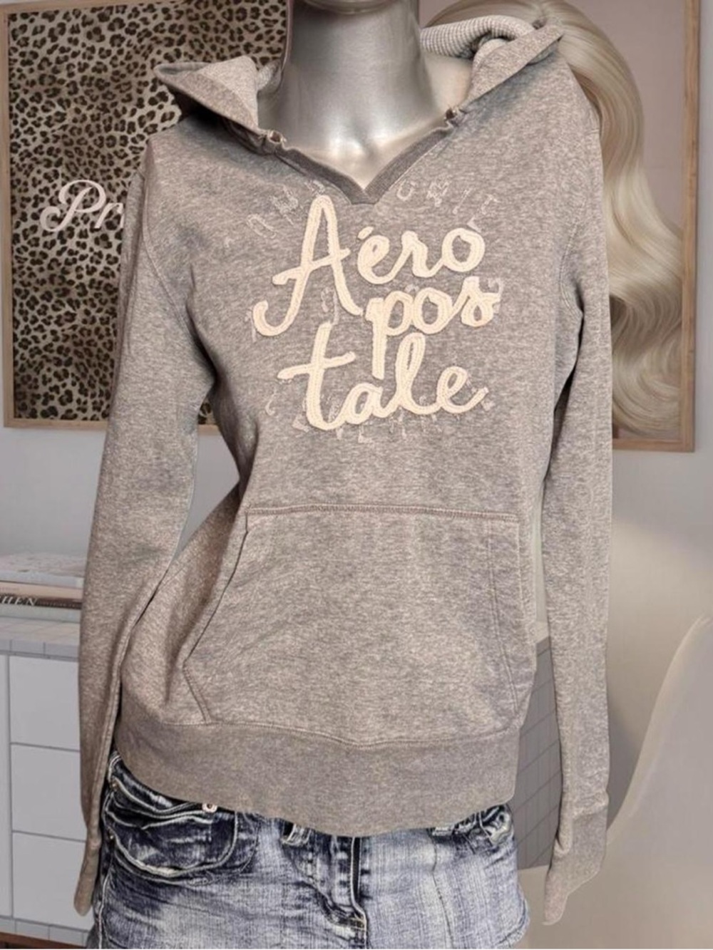 Aeropostale Vintage Y2K Grey Hoodie